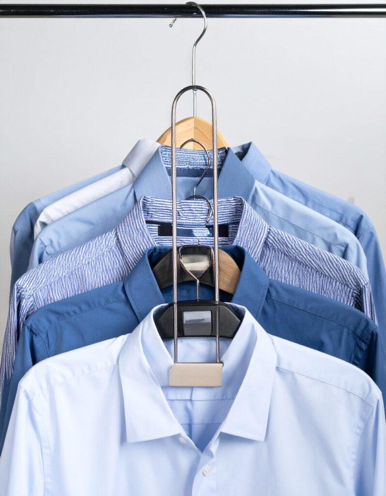 organize t shirts closet